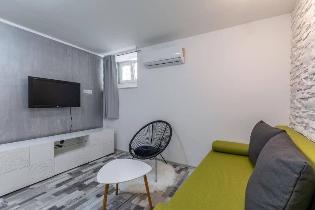 Apartment 3M - One Bedroom Apartment Сплит Екстериор снимка