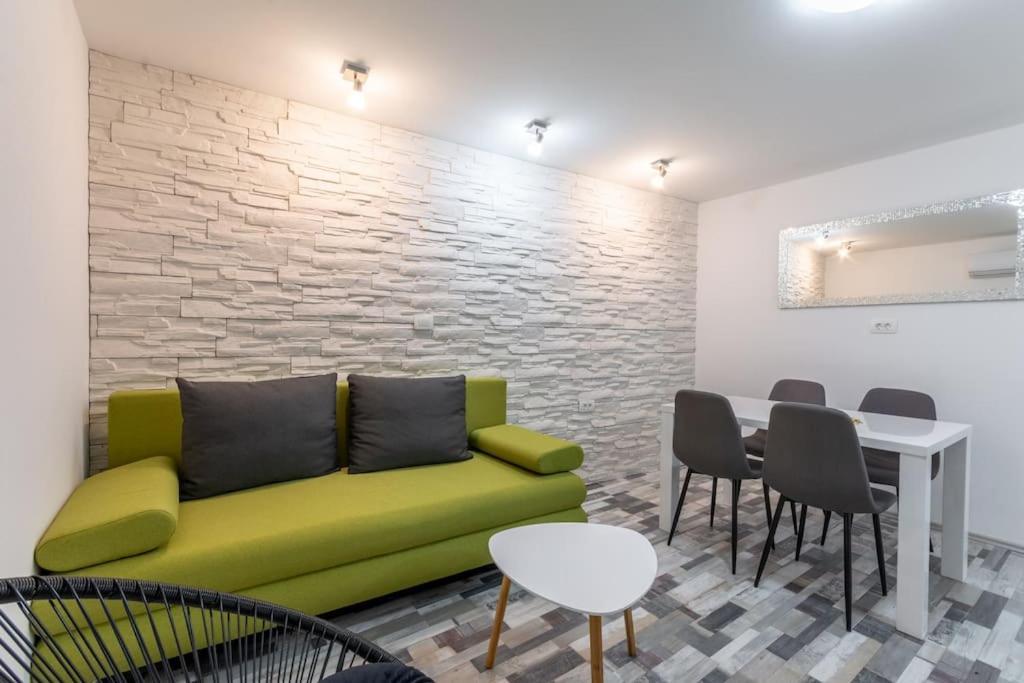 Apartment 3M - One Bedroom Apartment Сплит Екстериор снимка